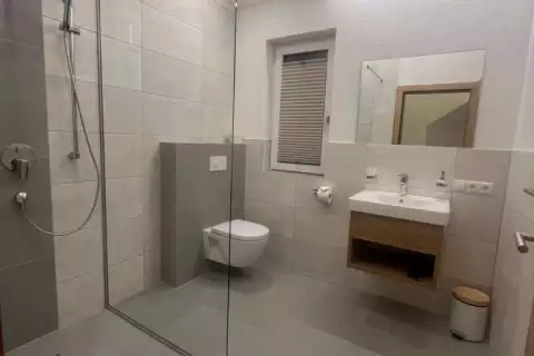 03_hausamrua_badezimmer