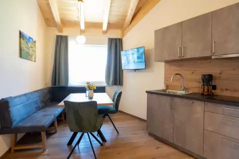 04_hausamrua_fewo_smaragd_kochen