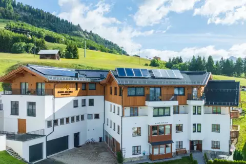 07_hausamrua_ansicht_sommer